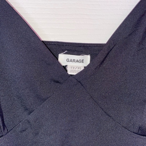 Garage black cropped tank top - Picture 3 of 3